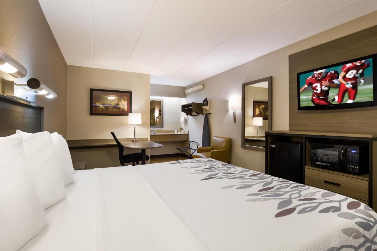 Red Roof Inn Wilkes-Barre Arena Екстериор снимка