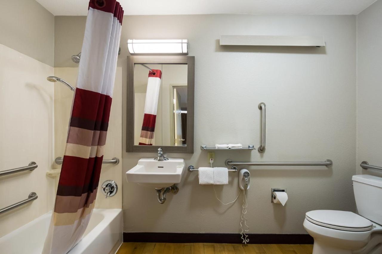 Red Roof Inn Wilkes-Barre Arena Екстериор снимка