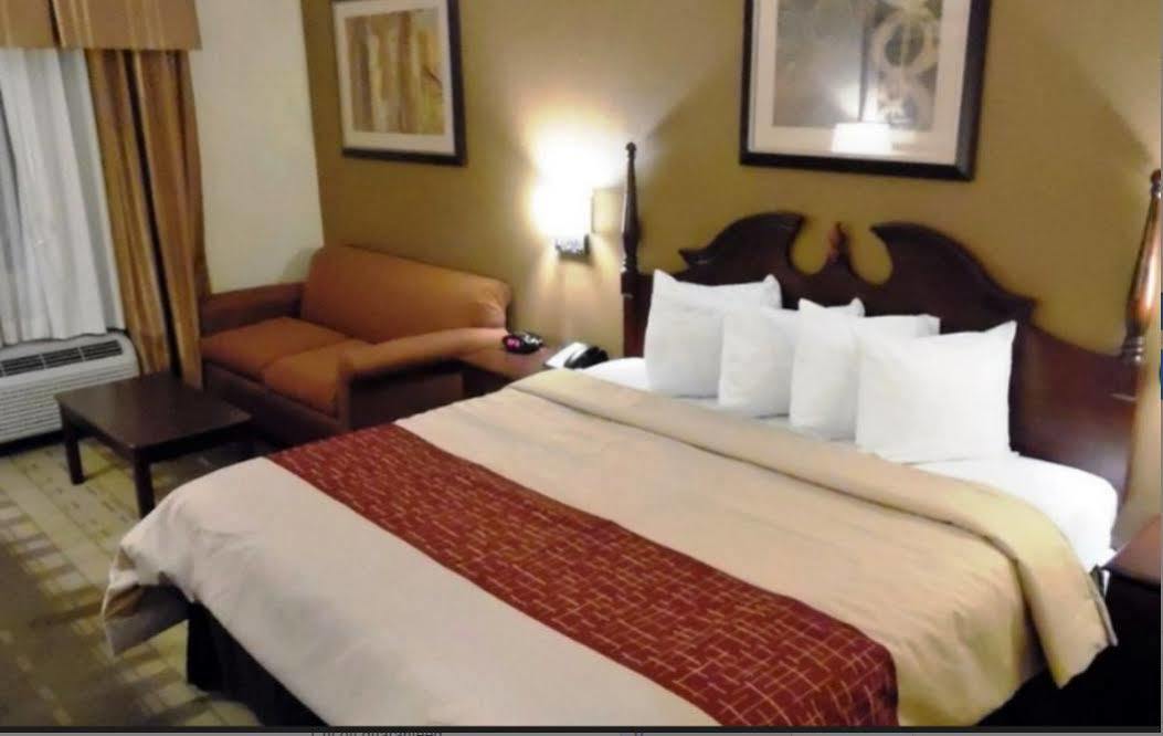 Red Roof Inn Wilkes-Barre Arena Екстериор снимка